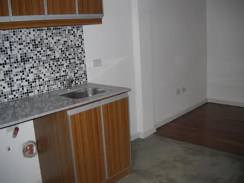 Depto Tipo Casa 2 ambientes con 1 baño