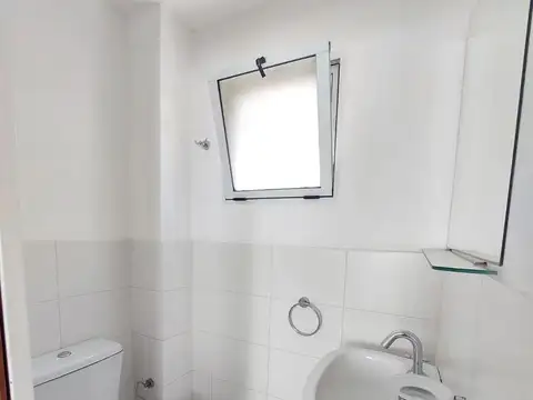 Depto Tipo Casa en Alquiler de 3 dormitorios