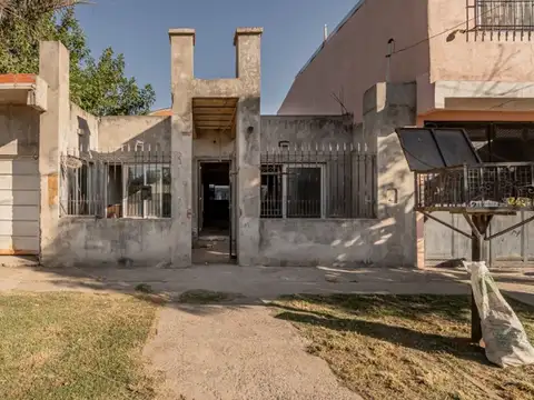 Casa en Venta en Garin, USD 49.000