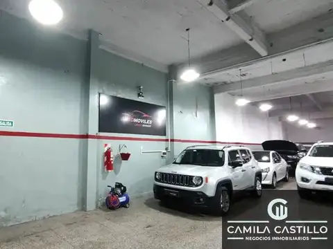 Galpón en venta de 230m2 ubicado en Lomas del Mirador