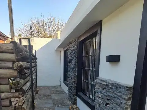 PH en venta - 3 Dormitorios 1 Baño - Ituzaingó