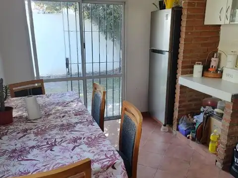 Depto Tipo Casa en Venta en Ituzaingo, USD 78.000