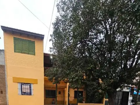 San Eduardo 1800, Piso 0