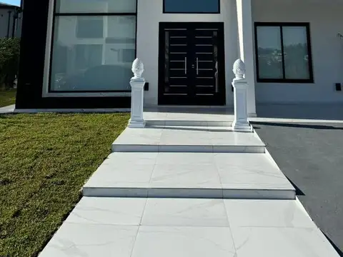 Casa en Alquiler 1 año