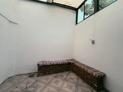 Depto Tipo Casa en Venta 40 años