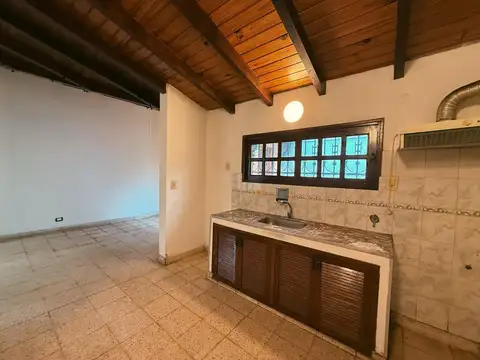 Depto Tipo Casa en Venta con 1 cocheras