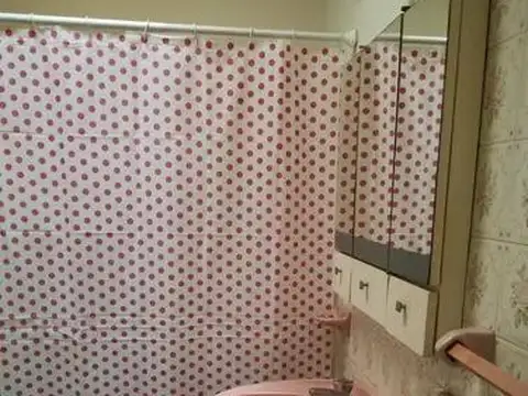 Depto Tipo Casa 3 ambientes con 1 baño