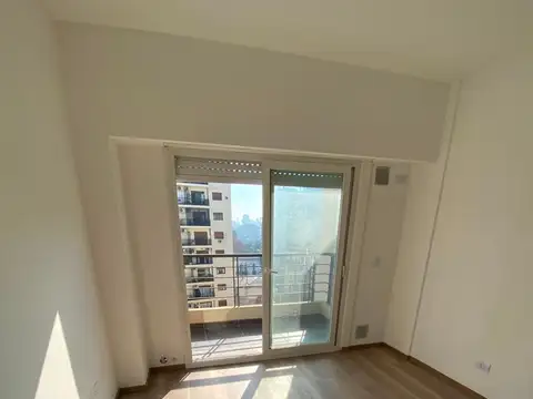 Hipólito Yrigoyen 4200
