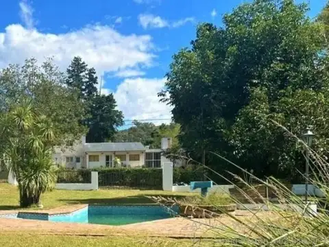 VENTA CASA 3 DORMITORIOS EN TANTI GRAN PARQUE