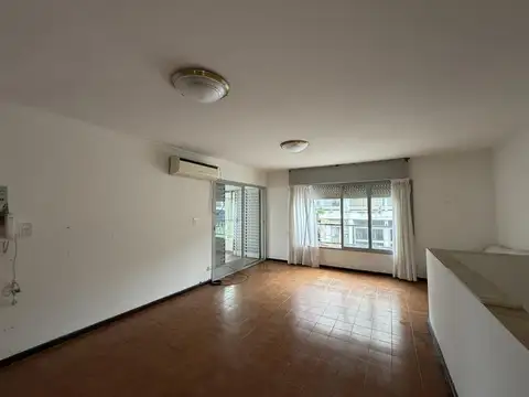Casa en venta planta alta arroyito dos dormitorios patio terraza