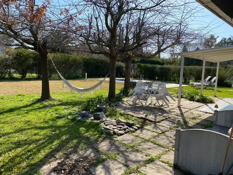 Casa 3 ambientes con 1 baño