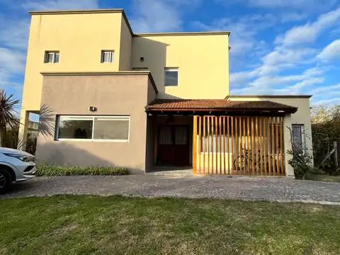Venta Casa 6 amb. APTA CREDITO Barrio Santa Teresa Villanueva Tigre