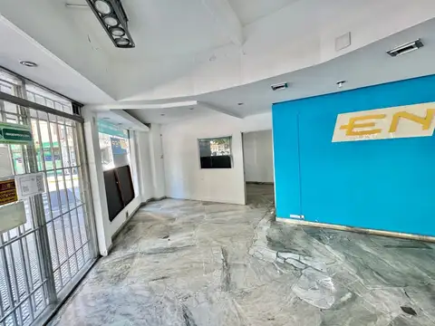 Local en venta balvanera en esquina