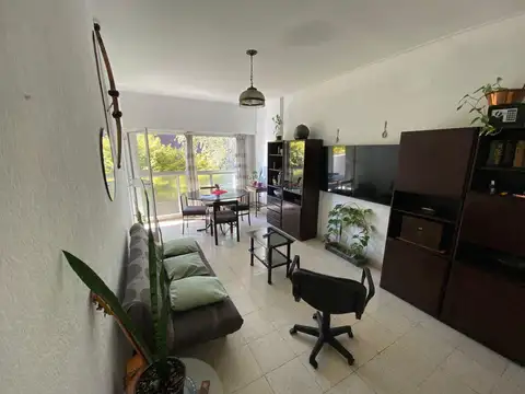Departamento 5 ambientes con 2 baños
