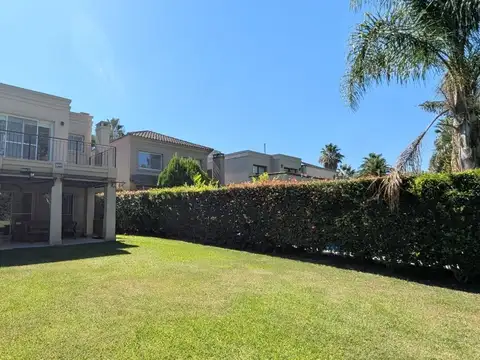 Casa en venta Barrio Habitat Pilar 4 Dormitorios