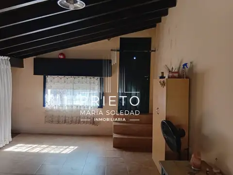 Casa 4 ambientes con 1 baño