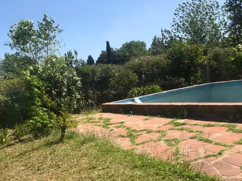 Venta de Lote con Casa en Moreno - Fco. Alvarez