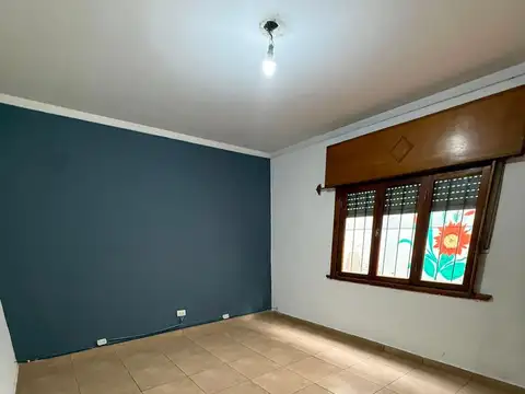 Casa en Alquiler con 1 cochera