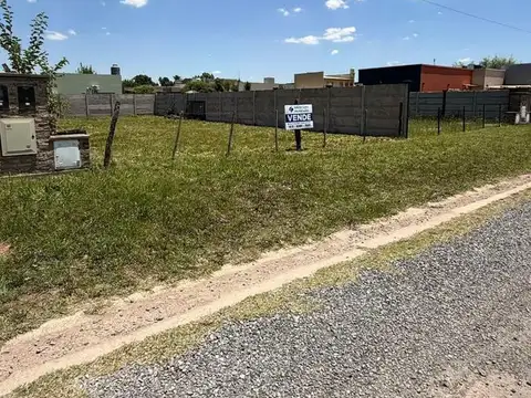 Terreno en Venta 25  mts Fondo