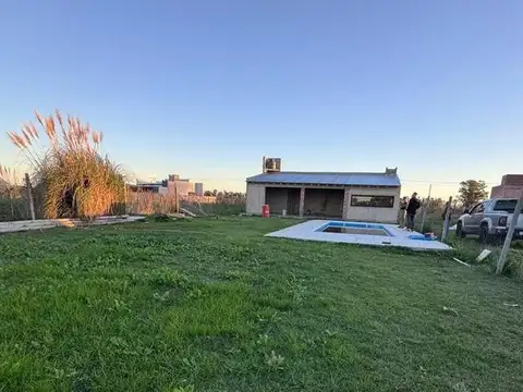 Casa 2 ambientes con 1 baño