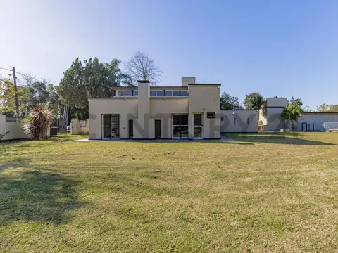 CASA CON LOTE EN VENTA EN VILLA ELISA