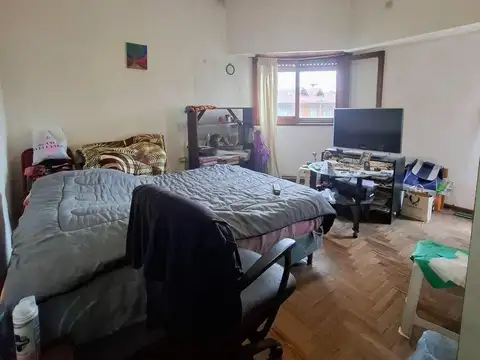 Depto Tipo Casa en Venta 51 años