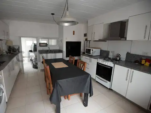 Casa en Venta en Claromeco, USD 200.000