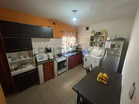 VENTA DE CASA 3 DORMITORIOS PARQUE Y PILETA BARRIO LOS BOULEVARES