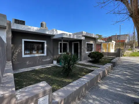 De los tiroleses 3400, Piso 0