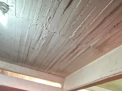 VENTA COCHERA FIJA Y CUBIERTA EN EDIFICIO FLORES