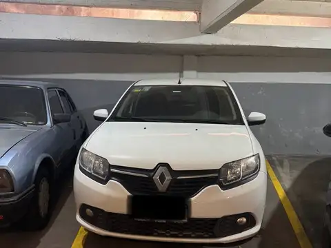 VENTA COCHERA FIJA Y CUBIERTA EN EDIFICIO FLORES