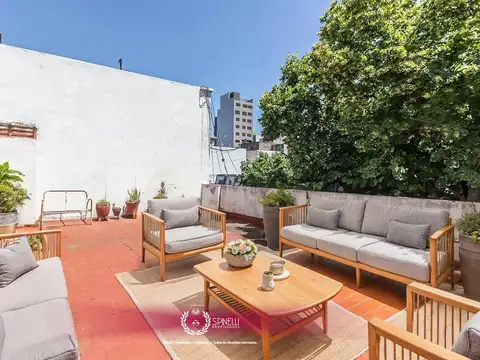 Venta departamento ph 3 ambientes con dependencia 130M² exclusiva terraza propia en Boedo a reciclar