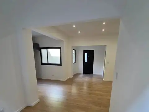 HERMOSA CASA A ESTRENAR MINIMALISTA 3 AMBIENTES