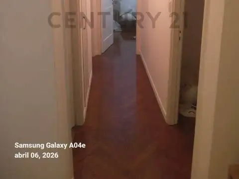 Departamento 4 Ambientes - Primer Piso - Refaccionado a Nuevo - Barrio Gral. San Martín