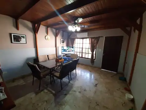 Casa en Venta en Villa Lynch, USD 240.000