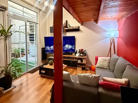 VENTA PH  planta baja en Almagro, con patio