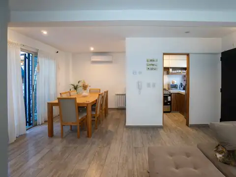 Depto Tipo Casa en Venta de 3 dormitorios