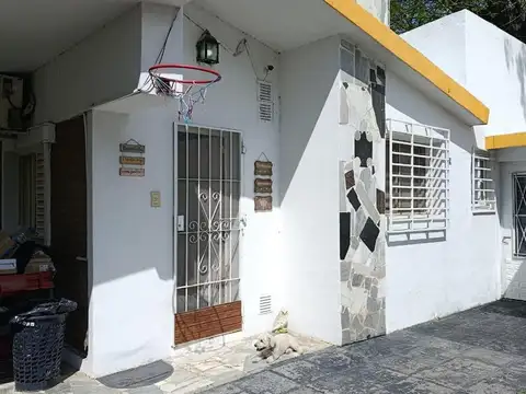 VENTA CASA DE 2DORMITORIOS EN PUEBLO ESTHER