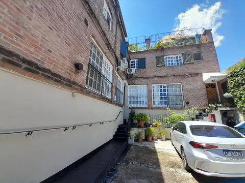 Depto Tipo Casa en Venta de 5 ambientes