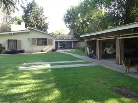 Casa en Venta en Maquinista Savio, USD 270.000