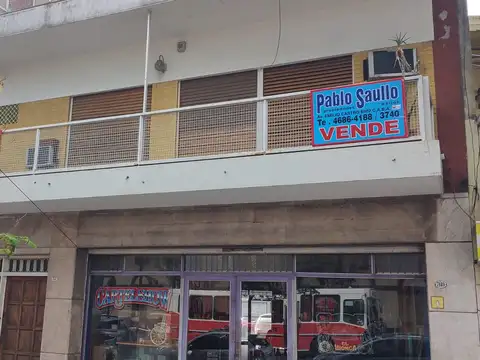 Departamento Tipo Casa 4 Ambientes en Primer Piso con Cochera para 2 Autos y Dependencia