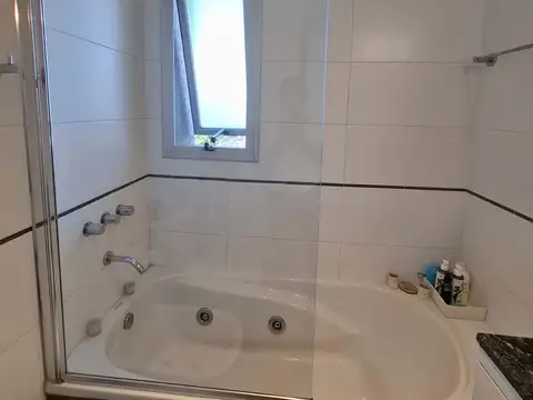 DEPARTAMENTO VENTA 2 AMB MONTE CASTRO CON BALCON