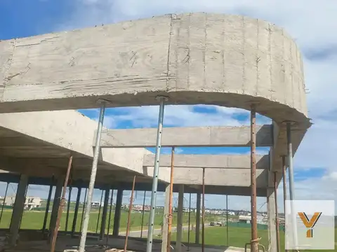 Casa en Venta - 4 Dormitorios 4 Baños - 804mts - Escobar
