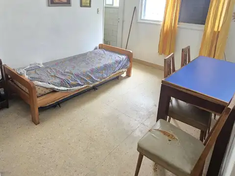 Belgrano 2200, Piso 8