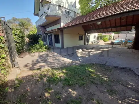 VENTA CASA QUINTA FLORENCIO VARELA  PERMUTA