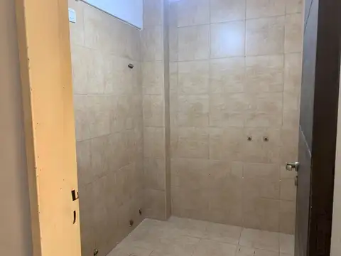 Oficina 2 ambientes con 1 baño