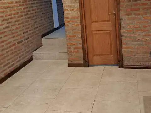 Depto Tipo Casa en Alquiler al Suroeste