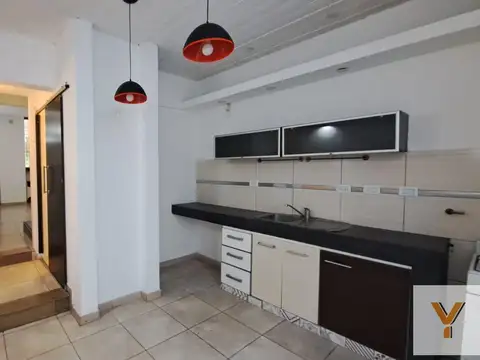 Depto Tipo Casa en Alquiler de 2 dormitorios