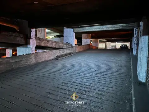 Cochera en Venta, Centro