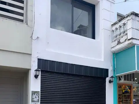 Local en venta - 2 Dormitorios 1 Baño - Tandil
